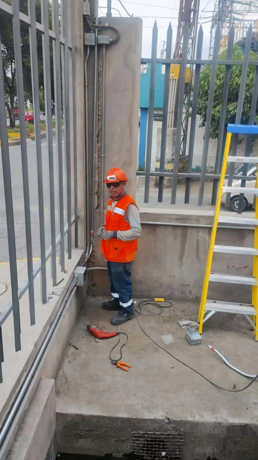 instalación de canalización eléctrica.