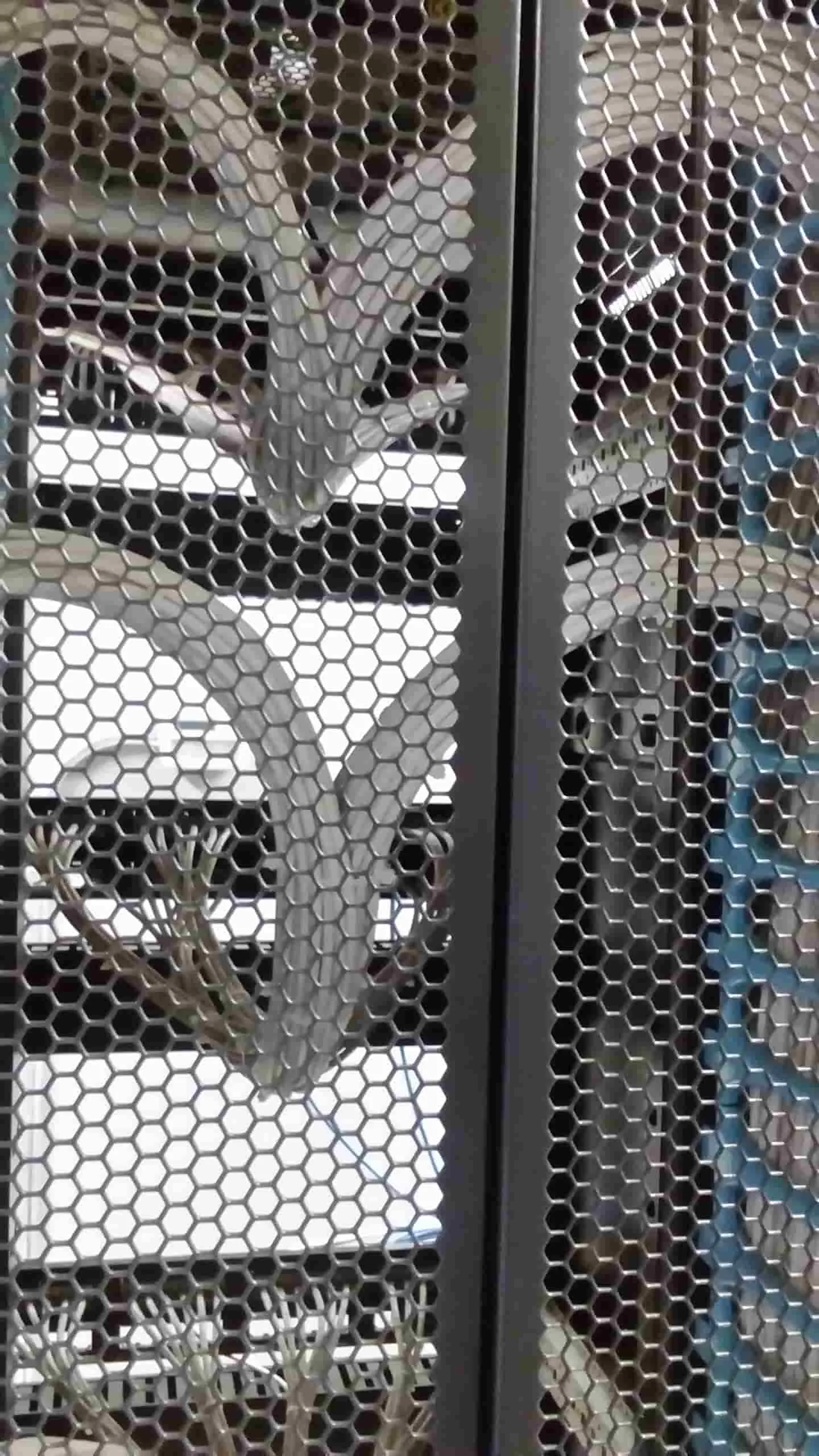 GABINETE DE TELECOMUNICACION 9.