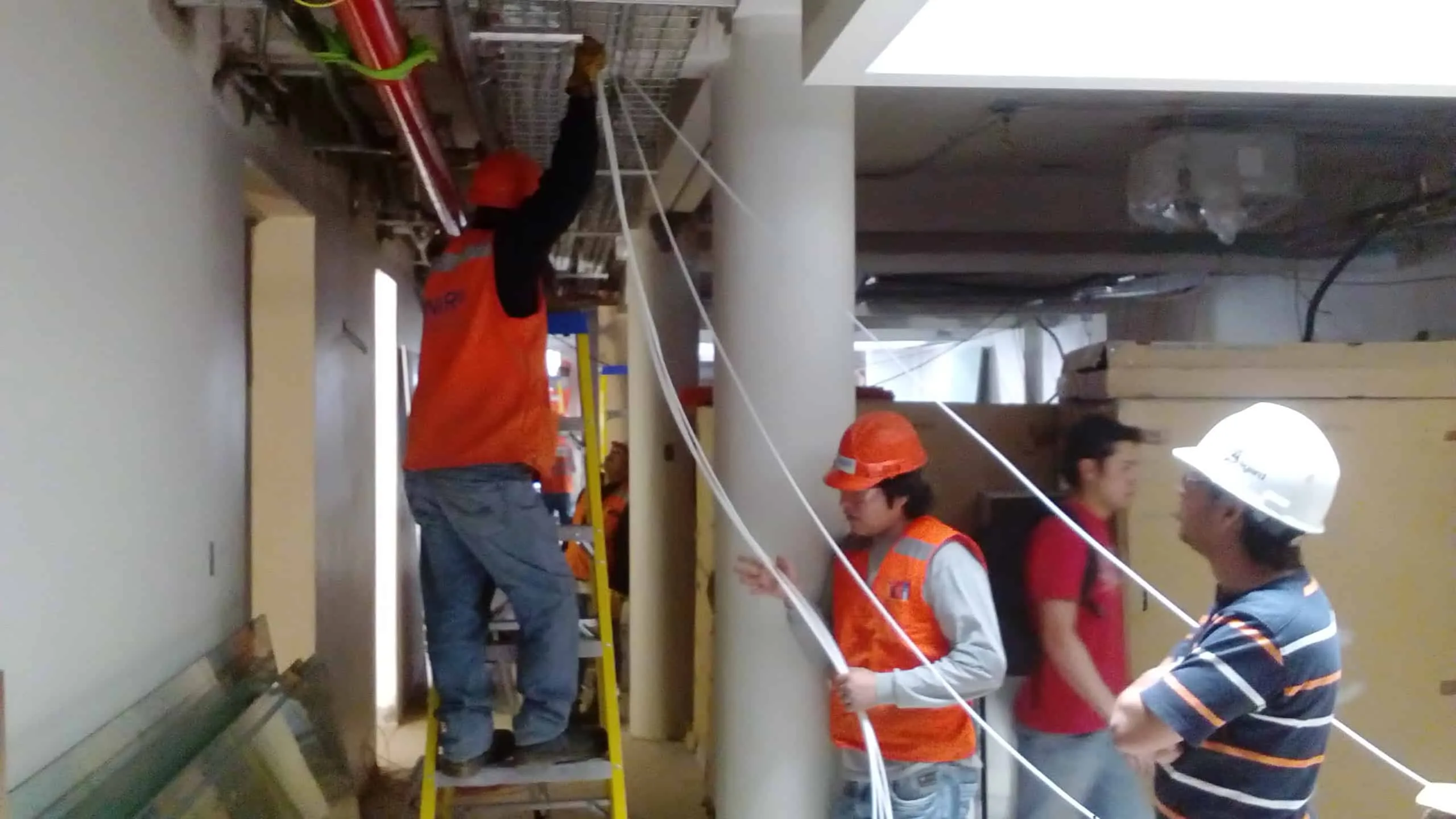 Instalación de cable estructurado.