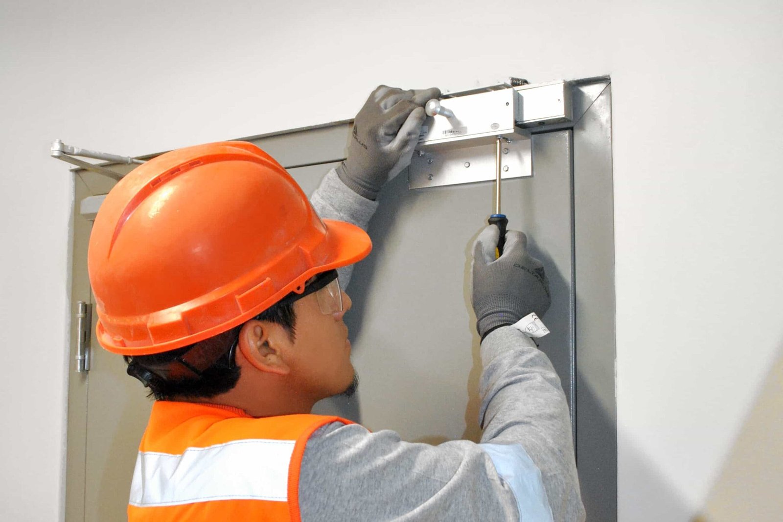 INSTALACION CONTROL DE ACCESO