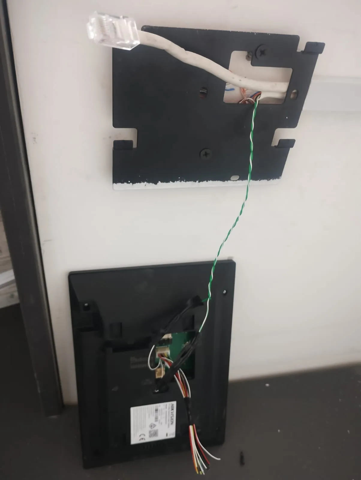 Instalación Soporte y pantalla videoportero