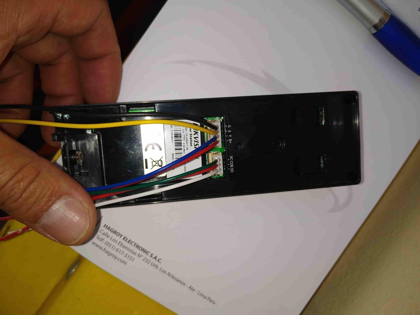 Frente de calle video portero analógico.